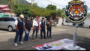 https://mail.gardatipikornews.com/peredaran-toko-obat-jenis-g-di-tangerang-selatan-makin-marak-aparat-hukum-terlihat-mandul