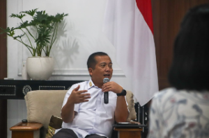 https://mail.gardatipikornews.com/ntb-raih-juara-pertama-spm-awards-2025-wagub-hadiri-penganugerahan-di-jakarta