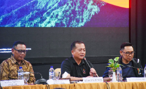 https://mail.gardatipikornews.com/gubernepeletakan-batu-pertama-pembangunan-kembali-pura-banjar-dharma-yasa-oleh-guberner-ntb-dr-lalu-muhamad-iqbal-