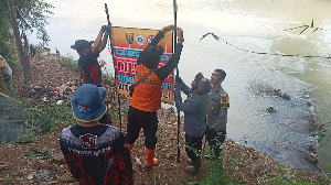 https://mail.gardatipikornews.com/peduli-kepada-siswa-berprestasi-pemdes-cihowe-kecamatan-ciseeng-serahkan-peralatan-sekolah-dihadiri-kades-wahyudin-dan-ketua-tp-pkk