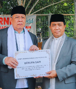 https://mail.gardatipikornews.com/babinsa-koramil-padangan-bojonegoro-dan-warga-bangun-tanggul-darurat