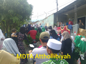 https://mail.gardatipikornews.com/peletakan-batu-pertama-pembangunan-madrasah-dan-progres-masjid-al-hijrah-panimbaan-dandim-0622-kab-sukabumi-targetkan-akhir-tahun-telah-selesai