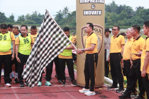 https://mail.gardatipikornews.com/warkop-anugerah-jadi-sponsor-tunggal-tim-warta-polrestabes-medan-pada-turnamen-sepak-bola-piala-gubernur-sumut