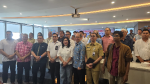 https://mail.gardatipikornews.com/kepala-daerah-perlu-pahami-geopolitik-serta-kebijakan-berbasis-hukum-dan-ham