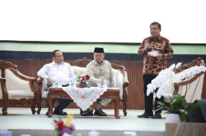 https://mail.gardatipikornews.com/jamdatun-r-narendra-jatna-terima-gelar-profesor-honoris-causa-fujian-polytechnic-normal-university