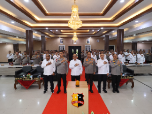 https://mail.gardatipikornews.com/anggota-dprd-tanggamus-indra-sunandar-gelar-reses-tahap-iii-dihadiri-wakil-bupati-agus-suranto