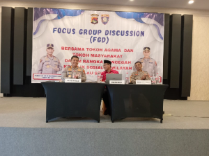 https://mail.gardatipikornews.com/hendak-diedarkan-712-botol-miras-berbagai-jenis-berhasil-digagalkan-tim-opsnal-polsek-rasbar