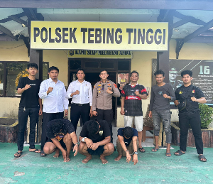 https://mail.gardatipikornews.com/lembaga-aliansi-indonesia-dan-media-aktivis-indonesiacom-meminta-keras-kepada-gubernur-provinsi-riau-dan-kapolda-provinsi-riau-untuk-usut-tuntas-semua-para-pelaku-pengerusakan-76-ha-kebun-kelapa-sawit-di-kampung-d30-bengkalis-provinsi-riau