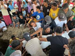https://mail.gardatipikornews.com/bersama-warga-satgas-tmmd-125-bojonegoro-kebut-pengerjaan-rehabilitasi-check-dam