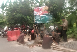 https://mail.gardatipikornews.com/bupati-hendri-yanto-sitorus-berangkatkan-7-warga-umroh-ke-tanah-suci-mekah-gratis