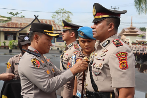 https://mail.gardatipikornews.com/santunan-yatim-dilaksanakan-pemdes-parigi-mekar-dihadiri-kasi-ekbang-dan-kasipem-kec-ciseeng