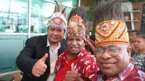 https://mail.gardatipikornews.com/pemdes-cihowe-realisasikan-penyaluran-bantuanlangsung-tunai-dana-desa-tahun-anggaran-2025-bersama-kades-wahyudin