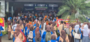 https://mail.gardatipikornews.com/diduga-polsek-cibungbulang-intimidasi-keluarga-korban-meninggal-dunia-aksi-tauran-antar-pelajar