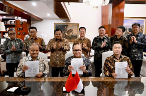 https://mail.gardatipikornews.com/rajawali-desak-usut-tuntas-kasus-skylift-jangan-ada-yang-lepas-tangan