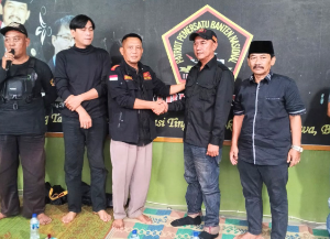 https://mail.gardatipikornews.com/bupati-anwar-sadat-salurkan-sapi-qurban-ke-ponpes-al-baqiyatush-shalihat-tebar-kepedulian-jelang-idul-adha