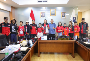 https://mail.gardatipikornews.com/menaker-tegaskan-pentingnya-pelindungan-jaminan-sosial-bagi-pekerja-penerima-upah