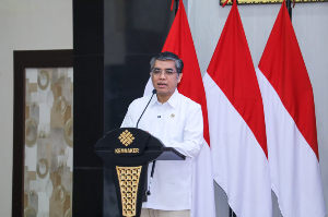 https://mail.gardatipikornews.com/wamenaker-penggunaan-tka-harus-berdampak-pada-peningkatan-sdm-lokal